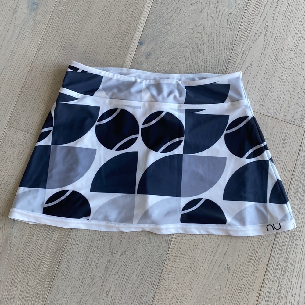 NU womens tennis skirt sporty skort circle pattern